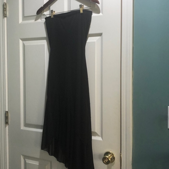 Black strapless dress - Picture 2 of 5